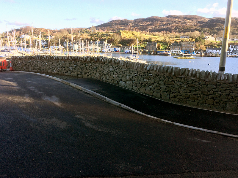 Tarbert Lochfiye drystone wall